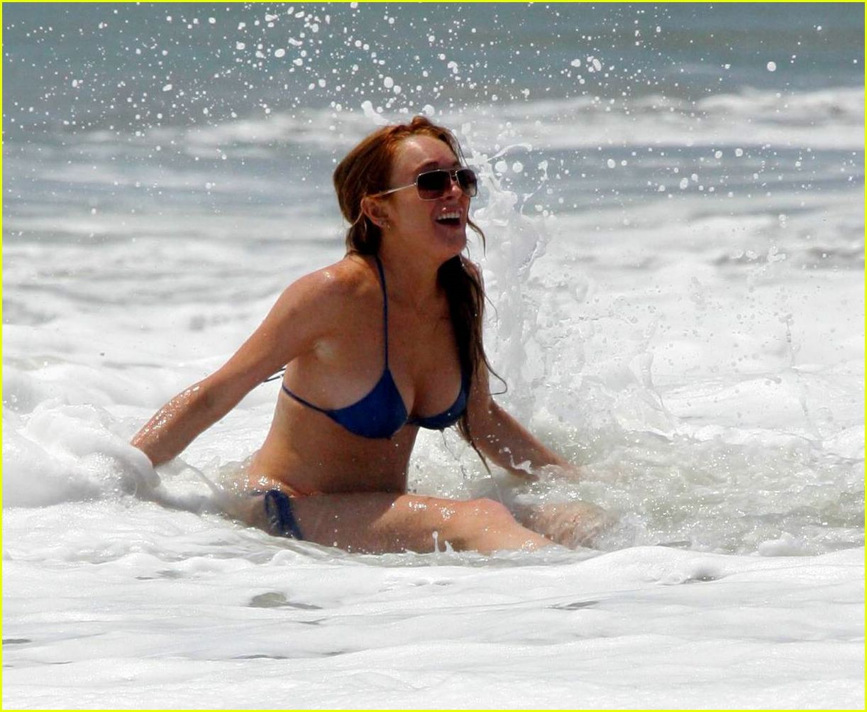 Lindsay lohan bikini pics 🍓 Lindsay Lohan - More Free Pictur